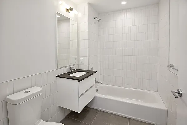 Rented by New York Residence | media 8