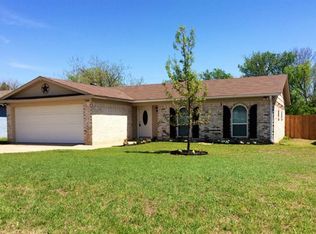 708 Bridle Ave, White Settlement, TX 76108