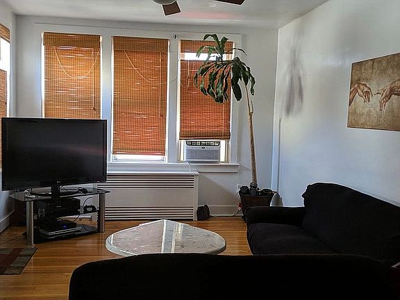 4th image of 144 Beach 121 St #1R