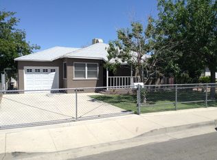 132 Lexington Ave, Taft, CA 93268