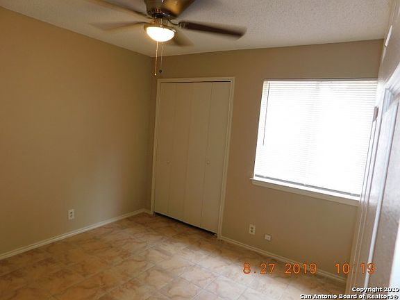 4th image of 5212 Meadow Fld APT 2