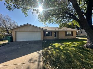 115 E Dawn Dr, Robinson, TX 76706