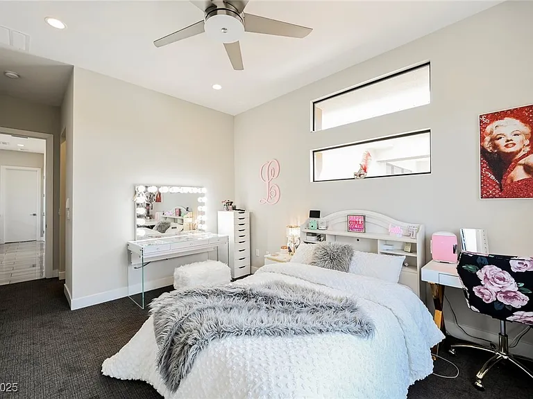 19 Garden Rain Dr — Photo 27
