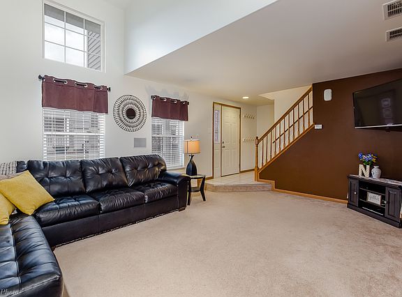 3rd image of 5265 Diamond Dr #B