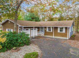 331 Lighthouse Dr, Manahawkin, NJ 08050