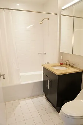 Rented by Realmart Realty LLC | media 37
