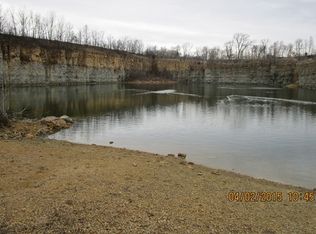 4440 W Lightsville Rd, Leaf River, IL 61047