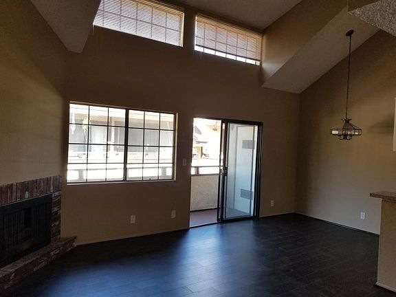 4th image of 15916 Vanowen St APT 203