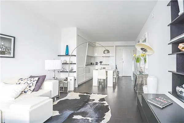 Rented by Carini Group | media 10