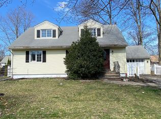 44 Carlson Pkwy, Cedar Grove, NJ 07009