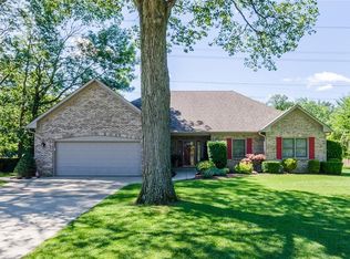 6793 W Colonial Dr, Greenfield, IN 46140