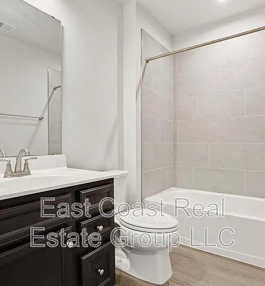 105 Dripping Spring Dr — Photo 22