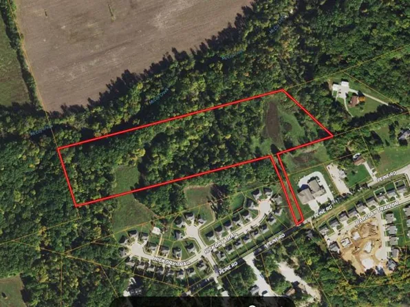 1817 Peine Rd, Wentzville, MO 63385