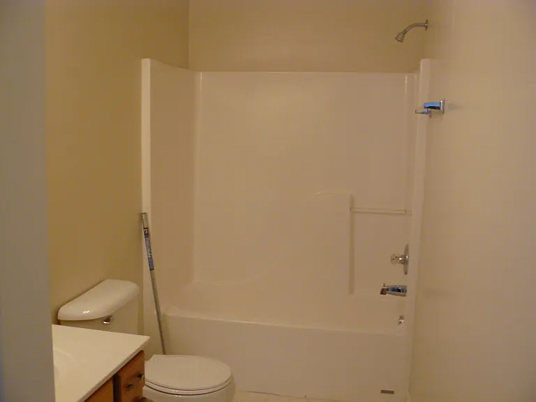 102 Otterman Ct — Photo 14
