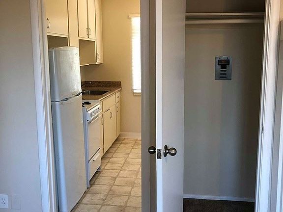 4th image of 30 Nueva Ave APT 4