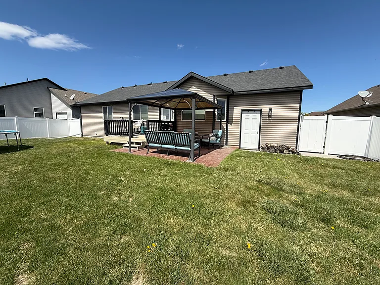 1389 Kiersten Dr — Photo 14