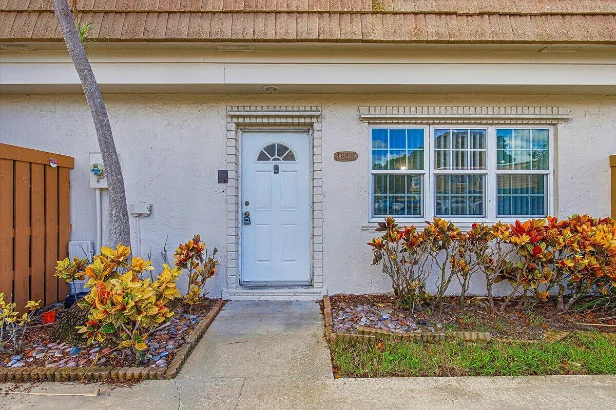 3 bed, 2.5 bath, 1740 sqft, $3,000 — Photo 3