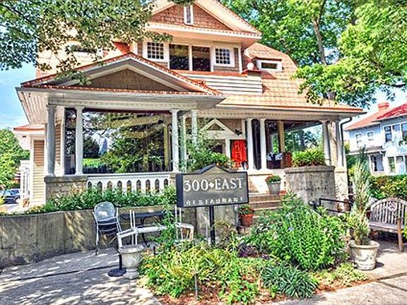 So many great restaurants 