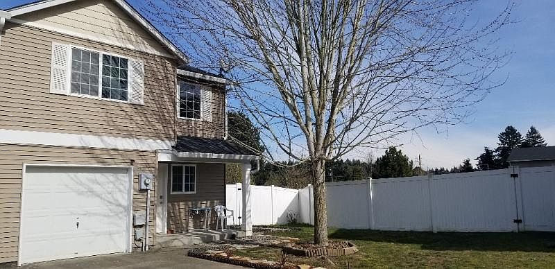 1st image of 6215 NE 79th Ct
