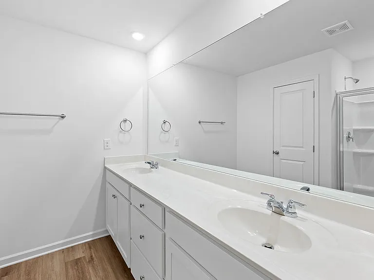 2749 Lou Ln — Photo 16
