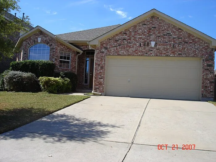 1719 Maize Bend Dr — Photo 1