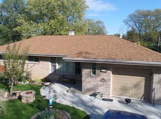 4147 Downers Dr, Downers Grove, IL 60515