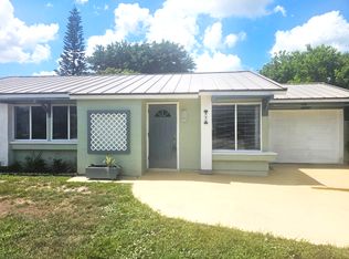 855 23rd Pl SW, Vero Beach, FL 32962