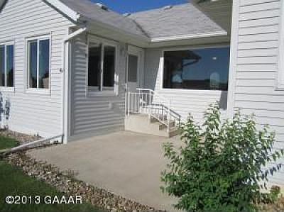 3rd image of 1252 Westbrook Cir