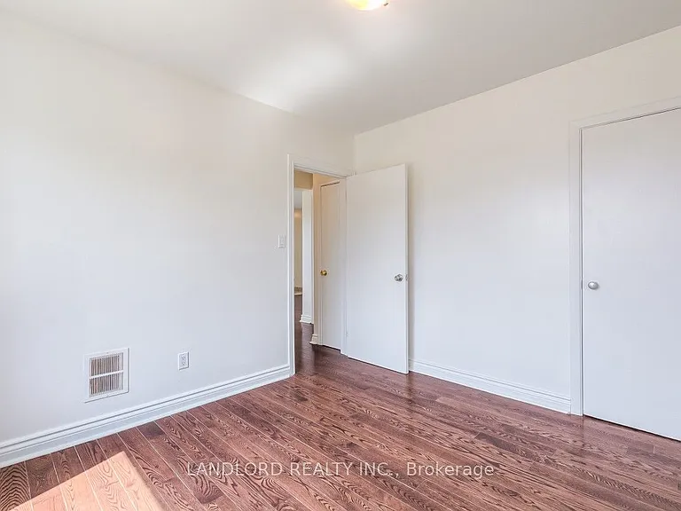 111 Craydon Rd #204 — Photo 9