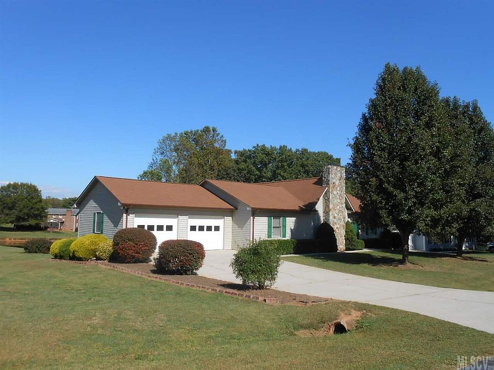 1st image of 1172 Hidden Lake Dr