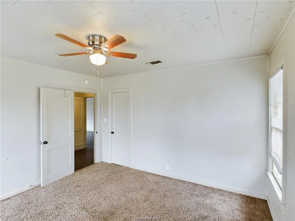 Building Photo - 1318 Antone St #1318-A