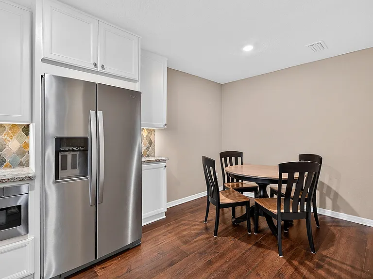 1886 Demetree Dr — Photo 11