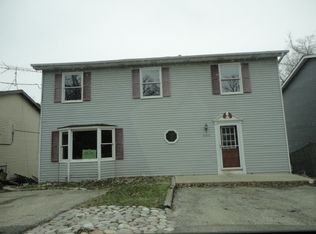 35696 N Franklin Ave, Ingleside, IL 60041