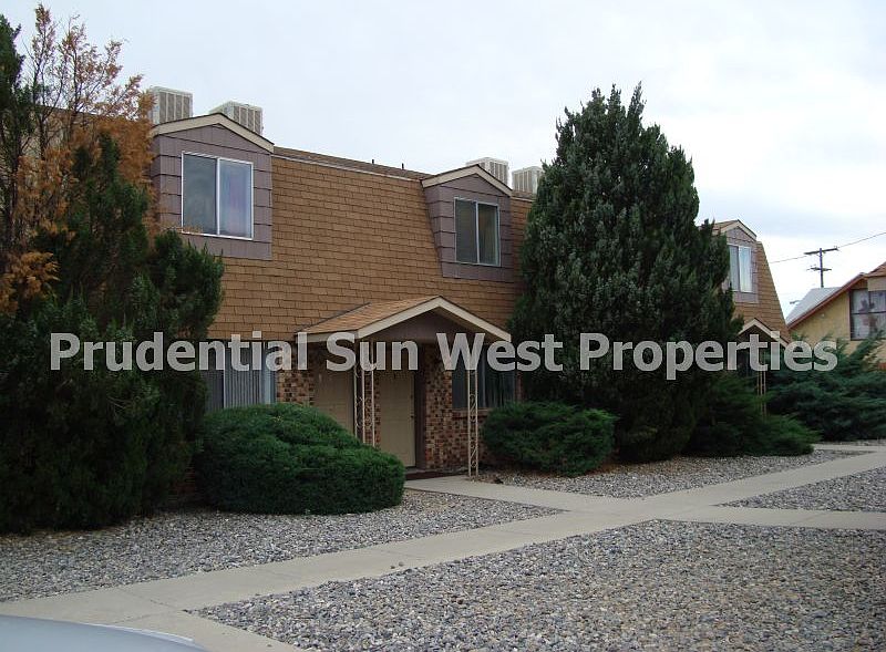 1st image of 1601 Farmington Ave APT 4