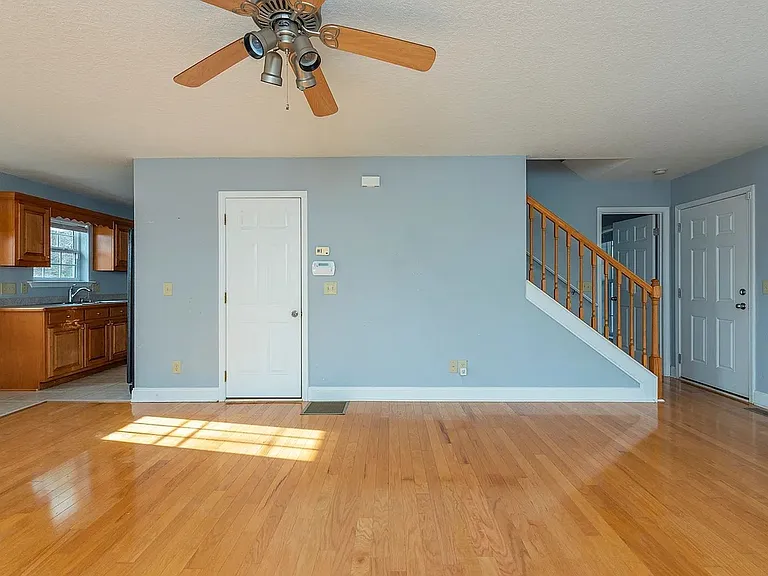 781 Parker Farm Rd — Photo 6