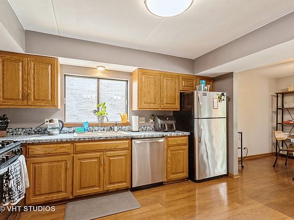 5th image of 16807 81st Ave APT 2S