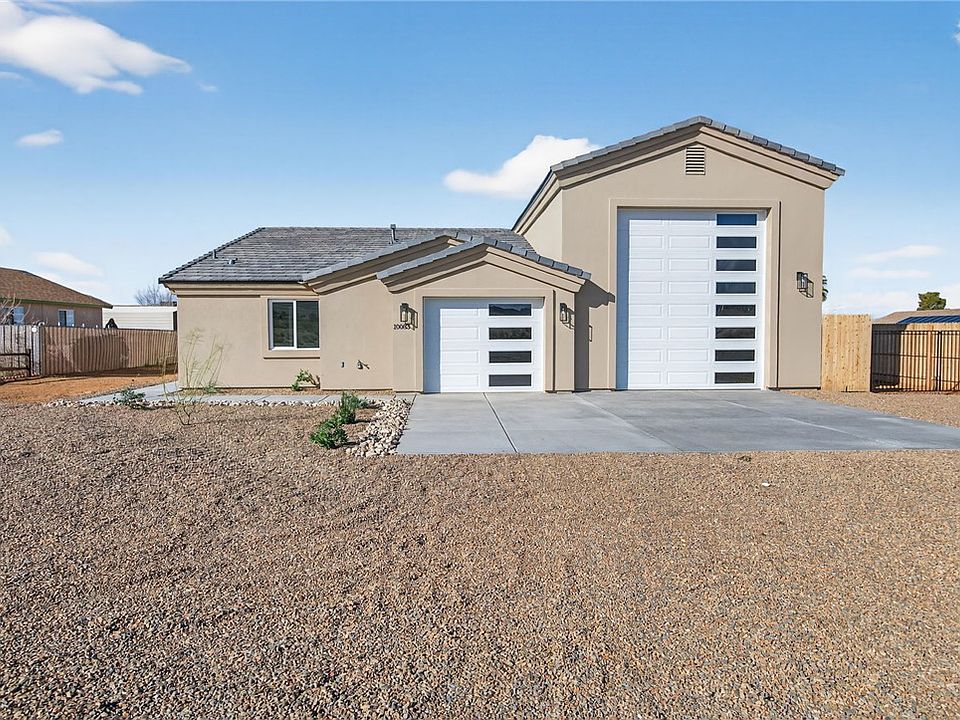 1st image of 10083 N Larkspur Drive