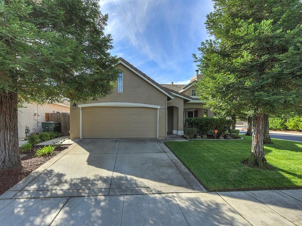 1st image of 2890 Chateau Montelena Way