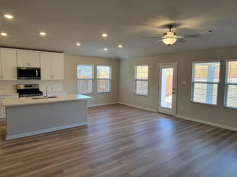 2644 Oneida Ln — Photo 30