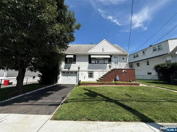 64 Eckel Rd, Little Ferry, NJ 07643