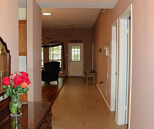 2nd image of 3302 S Country Meadows Ln