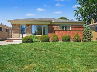 24211 Manistee Ave, Oak Park, MI 48237