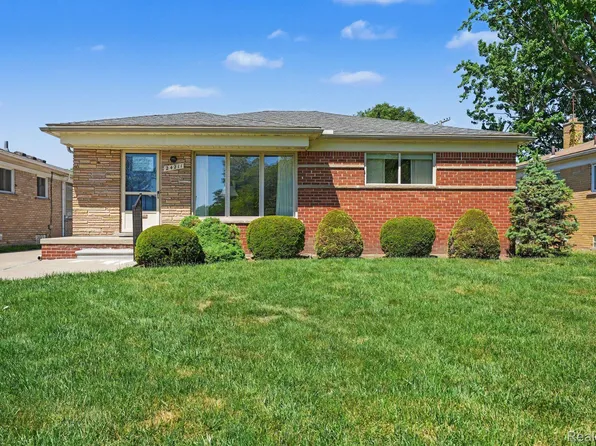 24211 Manistee Ave, Oak Park, MI 48237