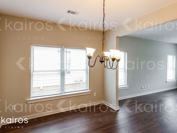 5th image of 14653 Griffin St