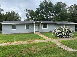 508 6th St, Mc Cune, KS 66753