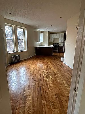 1st image of 662 E 21st St APT 6D