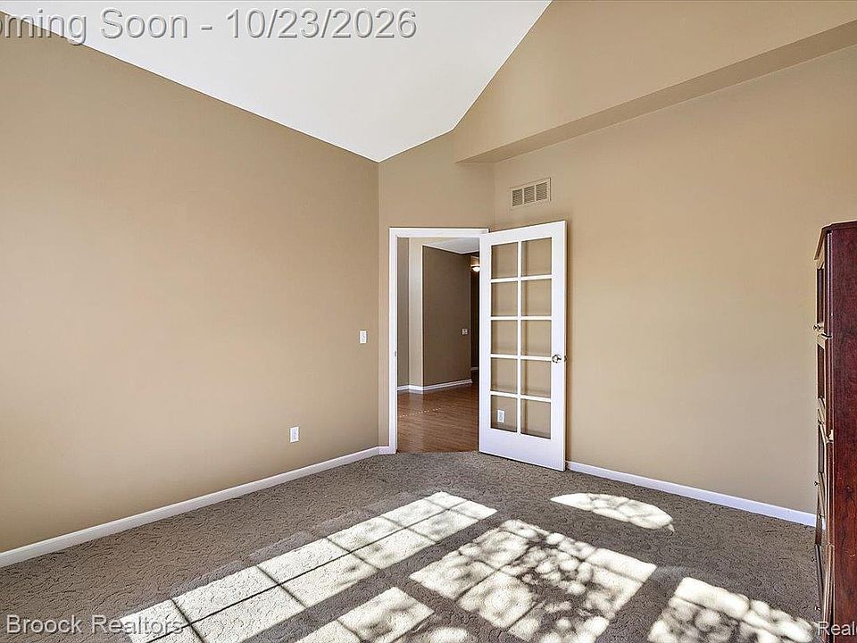 49896 Parkside Dr, photo 6