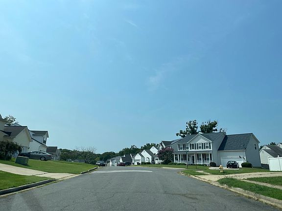 5th image of 47112 Sorrel Dr