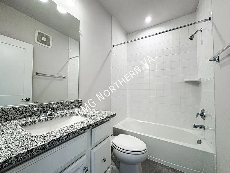 206A Park Central Ter — Photo 17