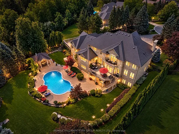 106 Abbruzze Ct, Vaughan, ON L3L 0A9